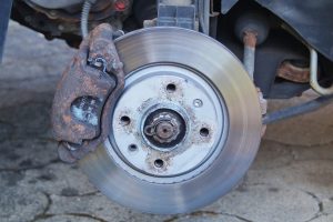 5 Signs of Bad Rotors: Warped Brake Rotor Symptoms & 2026 Guide